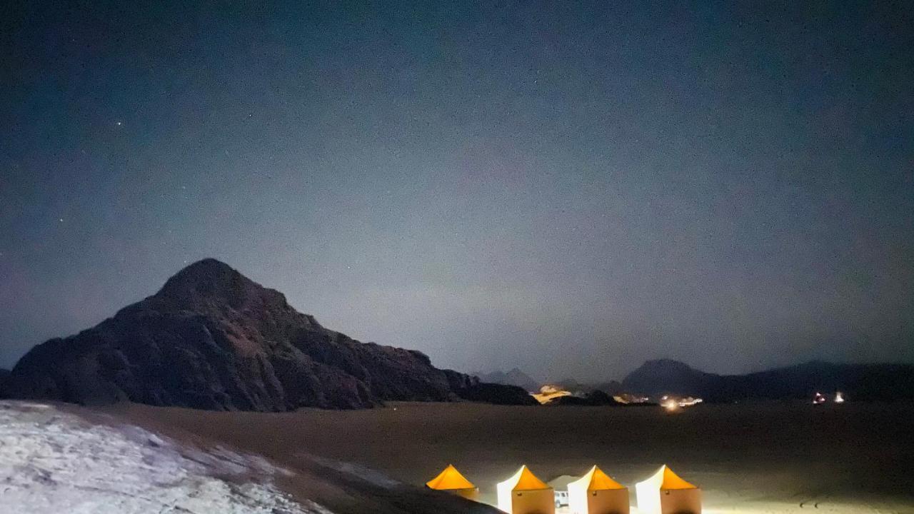 Rum Jordan Camp And Tours Wadi Rum Esterno foto