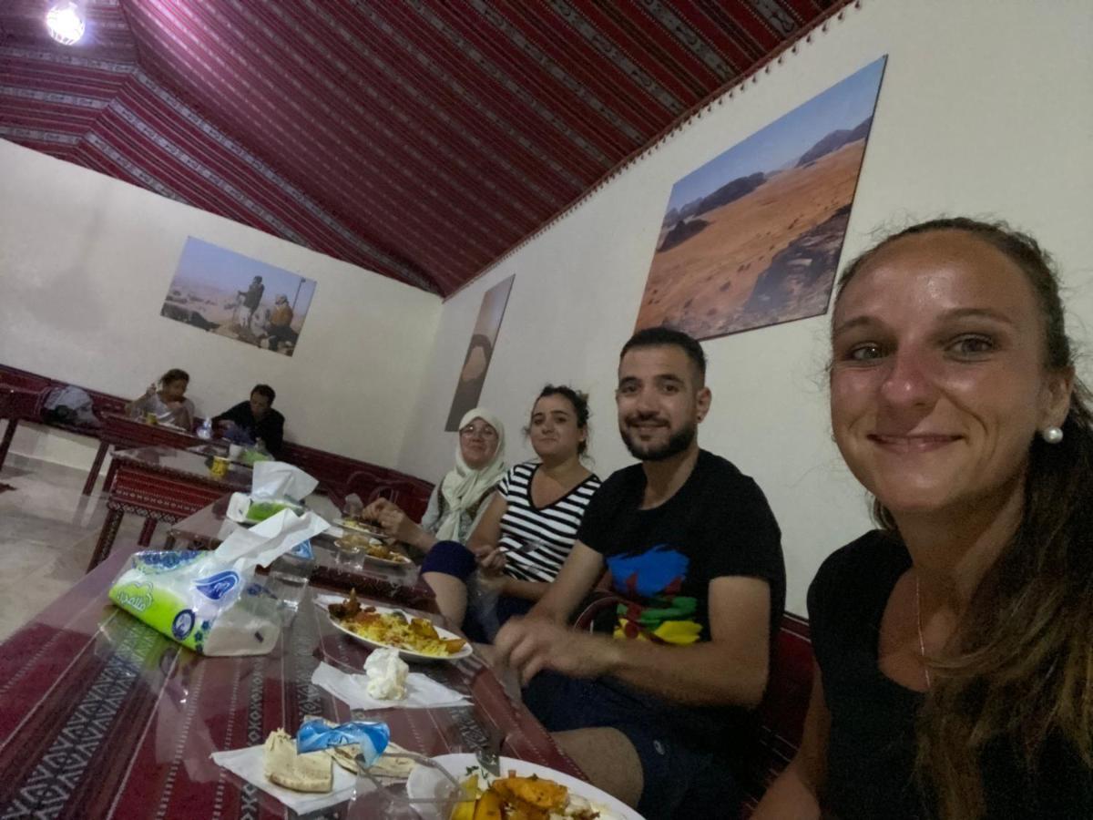 Rum Jordan Camp And Tours Wadi Rum Esterno foto