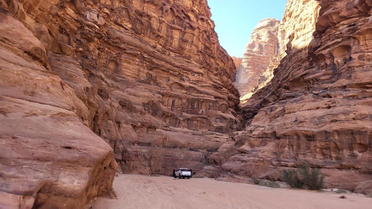 Rum Jordan Camp And Tours Wadi Rum Esterno foto