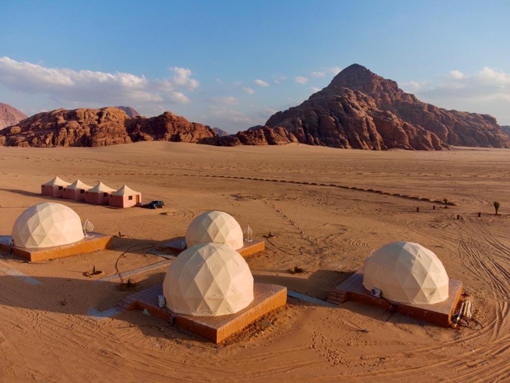 Rum Jordan Camp And Tours Wadi Rum Esterno foto