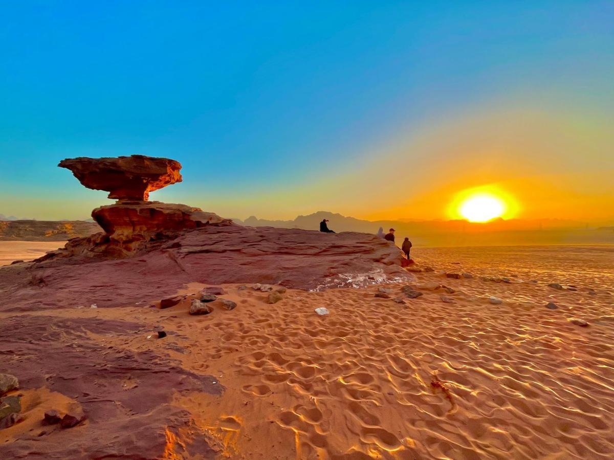 Rum Jordan Camp And Tours Wadi Rum Esterno foto